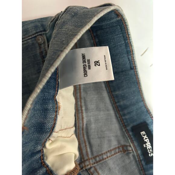 Express Cropped Skinny High Rise *size 2R* - Picture 5 of 5
